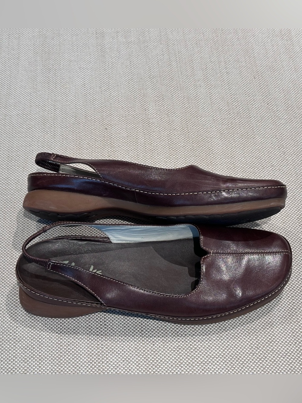 CLARKS size 9.5 Dark Burgundy Leather Slingback LIKE NEW!